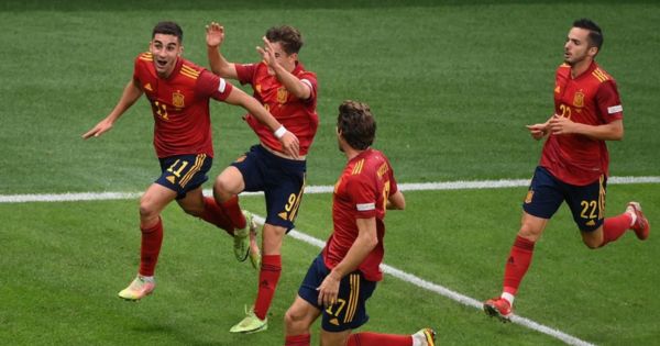 España venció 2-1 a Italia y clasificó a la final de la National League