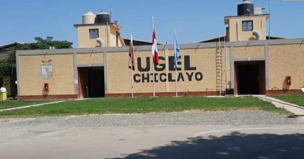 Portada: Chiclayo: alumno se intoxica por consumir bebida mezclada con desodorante