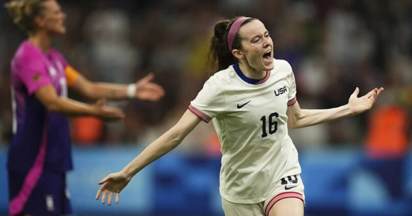 Portada: París 2024: Estados Unidos derrota 1-0 a Brasil en fútbol femenino y obtiene la presea dorada