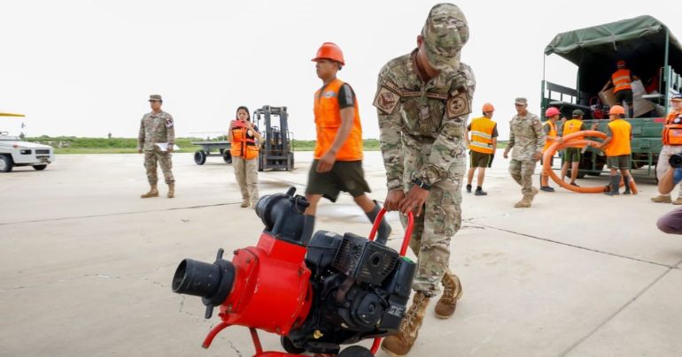 Portada: Piura: se ha desplegado 200 máquinas para atender emergencia por lluvias