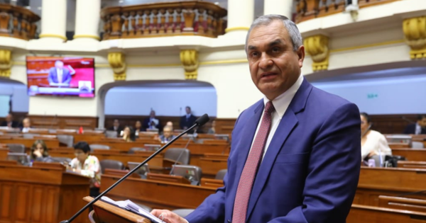 Vicente Romero, ministro del Interior, pide presentarse ante pleno del Congreso