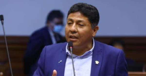 ​​​​​​​Raúl Doroteo denuncia supuesto 'complot' en su contra: "Mis enemigos están en Acción Popular"