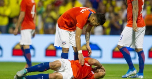 Chile desconvoca a cuatro futbolistas a puertas del inicio de las Eliminatorias: conoce el porqué