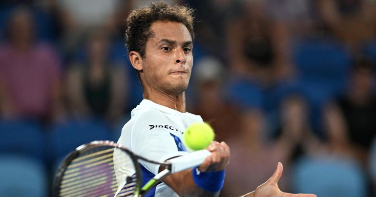 Juan Pablo Varillas clasificó a los octavos de final del ATP de Río de Janeiro