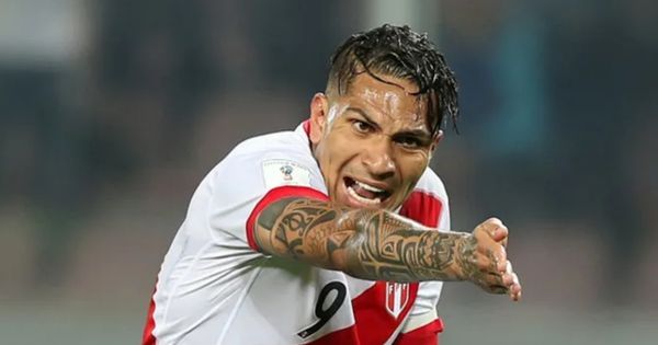 Portada: Paolo Guerrero ya no quiere vestir la camiseta de la UCV: busca reunirse con los Acuña para romper contrato