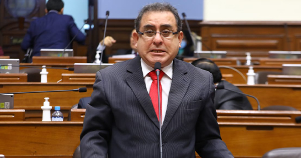 Luis Picón: Policía detiene a congresista de Podemos Perú a su salida del Palacio Legislativo