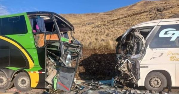 Cusco: 4 muertos y cerca de 100 heridos tras choque de dos buses interprovinciales