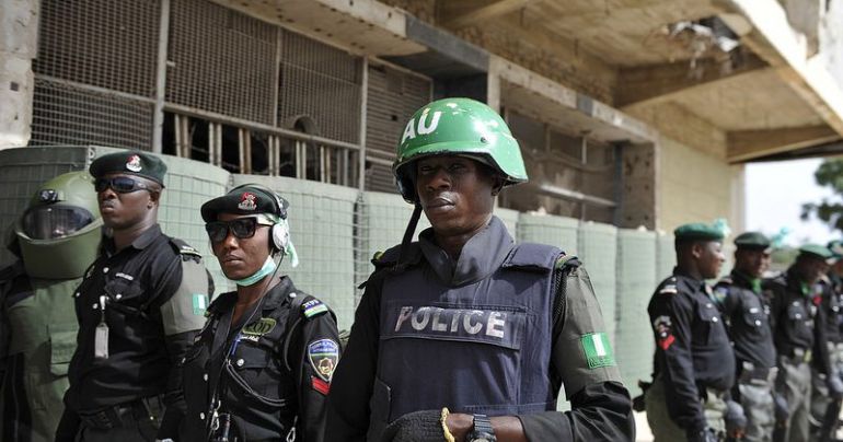 Portada: Nigeria: explosión de una bomba deja al menos 27 muertos