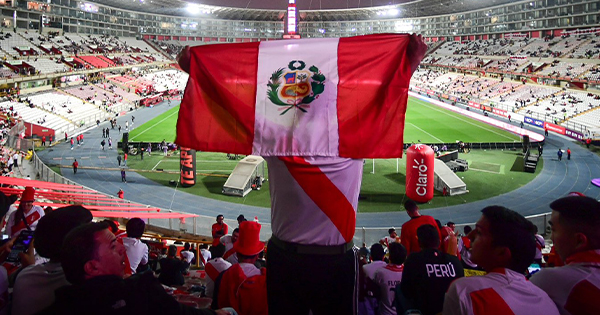 "Fuera, Reynoso": el grito que hace retumbar el Estadio Nacional en el partido de Perú vs. Argentina