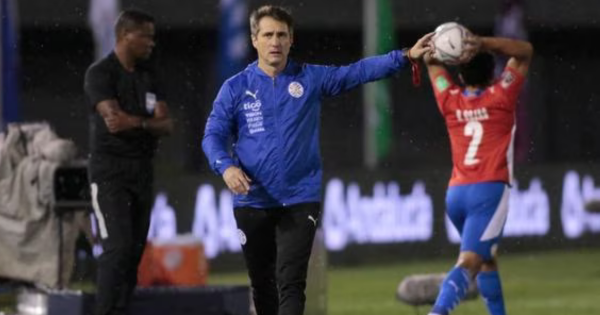 Guillermo Barros Schelotto previo al partido entre Perú y Paraguay: "Vamos a llegar muy bien"