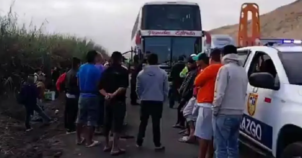 Portada: Ica: padre, madre e hijo son asesinados dentro de bus que partió de Lima a Cusco