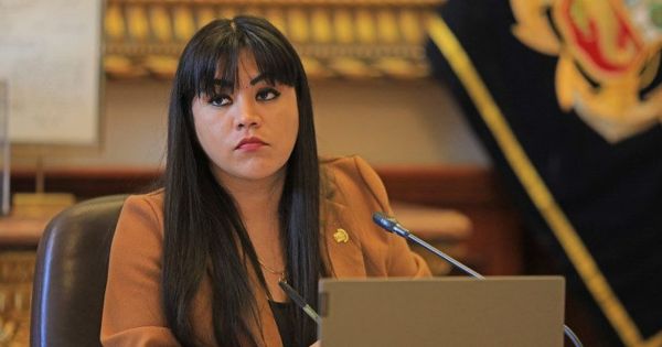 Vivian Olivos: "El objetivo de cada marcha era un muerto como galardón"