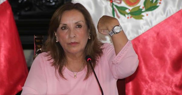 Portada: Dina Boluarte respondió ante la Fiscalía sobre los Rolex prestados por Oscorima: "Para mí eran relojes bonitos"