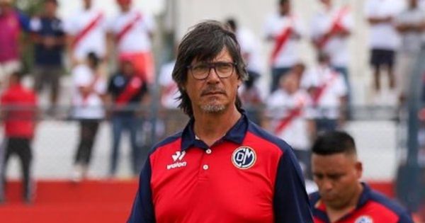 Portada: Deportivo Municipal: Ángel Comizzo renunciaría al cargo de director técnico