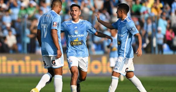 Sporting Cristal vapuleó a Binacional por un marcador de 5 a 0