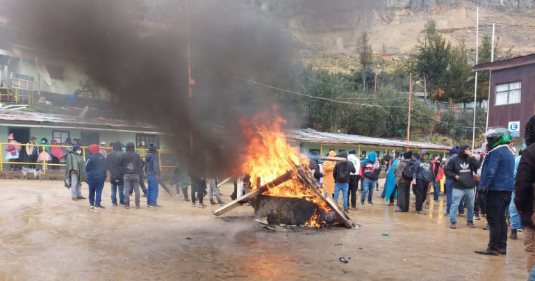 Portada: Huancavelica: minera Julcani sufrió actos vandálicos y amenazas contra los trabajadores