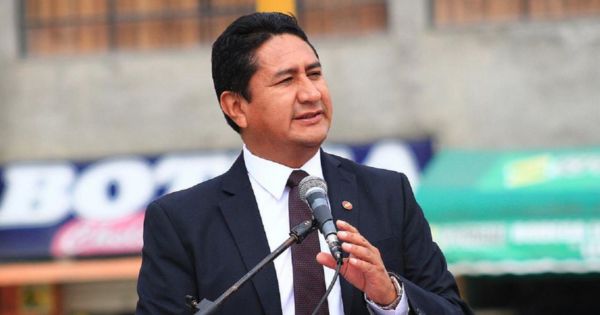 Portada: Vladimir Cerrón revela que Verónika Mendoza pidió 5 ministerios y el premierato en gobierno de Pedro Castillo