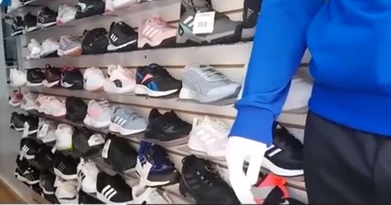 Huancayo: delincuentes robaron 220 zapatillas solo del pie derecho