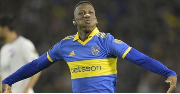 Portada: Boca Juniors no suelta a Luis Advíncula: descartaron oferta del Botafogo de Brasil