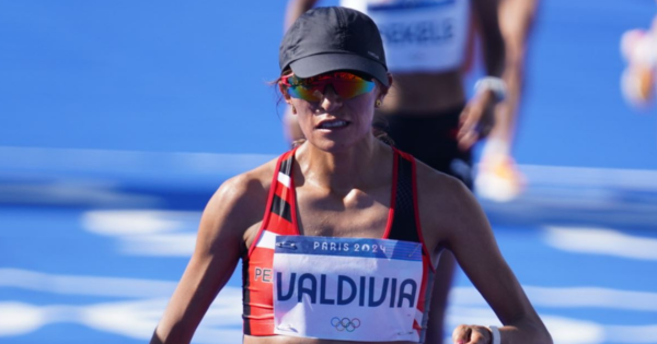 Portada: Thalía Valdivia, atleta peruana, se alza como mejor latinoamericana en maratón olímpica: así fue su actuación en París 2024