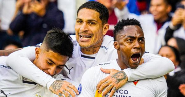 Paolo Guerrero sigue destacando: 'Depredador' integra el equipo de la semana de la Copa Sudamericana