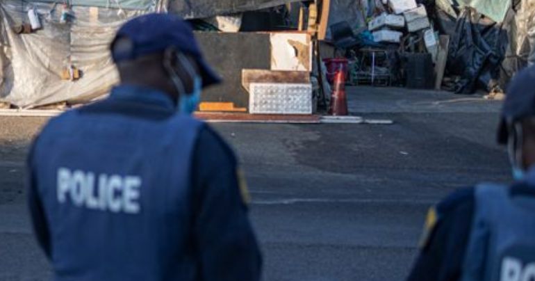 Portada: Sudáfrica: 10 miembros de una familia fueron asesinados a balazos
