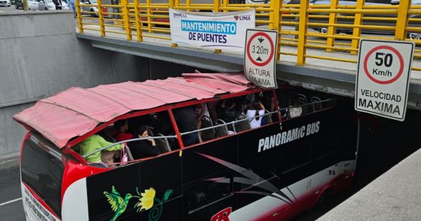 Bus turístico impactó contra puente en la avenida Arequipa: se registraron 6 personas heridas