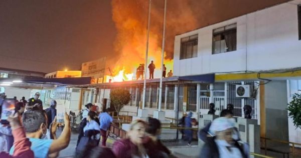 Puente Piedra: se registra un incendio de consideración en el hospital Carlos Lanfranco La Hoz