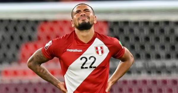 Alexander Callens sobre su cambio ante Chile: "No me lo imaginé"