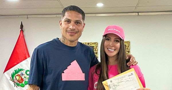 Paolo Guerrero se casó con Ana Paula Consorte en Brasil, afirma Javier Lobatón