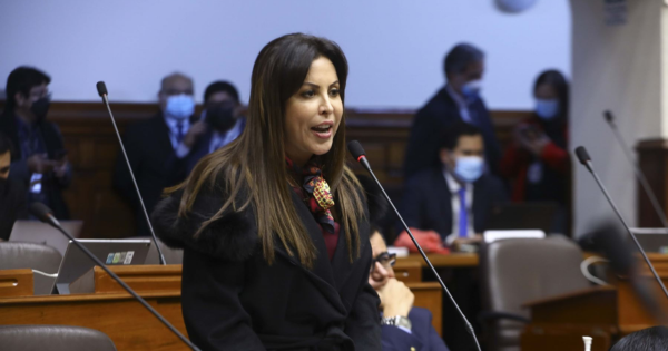 Patricia Chirinos exige la renuncia de Elmer Schialer: "Dina Boluarte ha fracasado al poner un canciller temeroso"