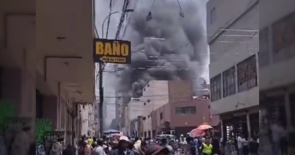 Reportan incendio de grandes proporciones en Mesa Redonda a menos de un mes de Navidad