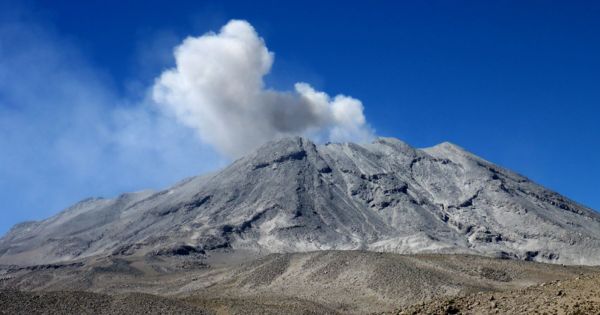 Volcán Ubinas: se emitirá en los próximos días una declaratoria de emergencia