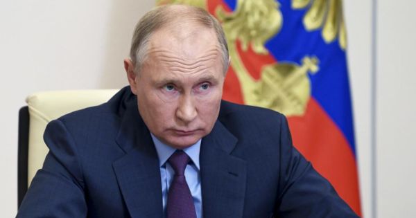 Vladímir Putin lanza amenaza: "Nuestras fuerzas estratégicas nucleares están siempre en alerta"