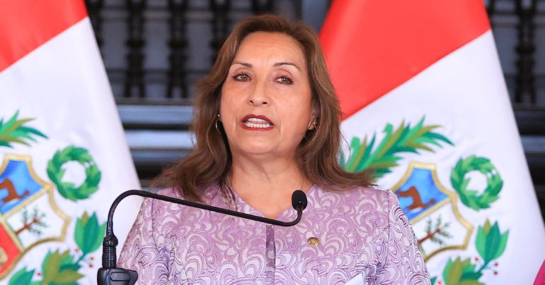 Dina Boluarte: "Las clases desde Tumbes a Ica y el Callao, se suspenderán por una semana"