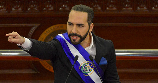 El Salvador: Bukele firma decreto que reduce a 60 el número de diputados