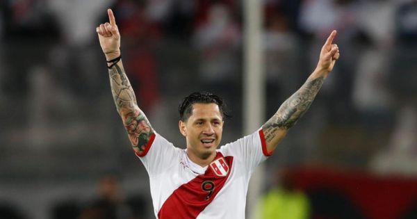 Portada: Conmebol saluda a Gianluca Lapadula por su cumpleaños: "¡Un delantero de cuidado!"