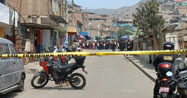 SJL: sujetos asesinan a hombre a balazos en la puerta de un colegio