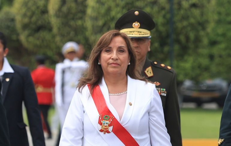 Dina Boluarte declara en organización el Despacho Presidencial