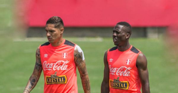 Portada: Paolo Guerrero expresa su apoyo a Luis Advíncula previo a la final de la Copa Libertadores: "Tienes que ser campeón"