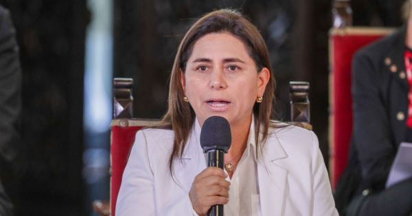 Rosa Gutiérrez sobre los pedidos de renuncia: "Voy a seguir adelante"