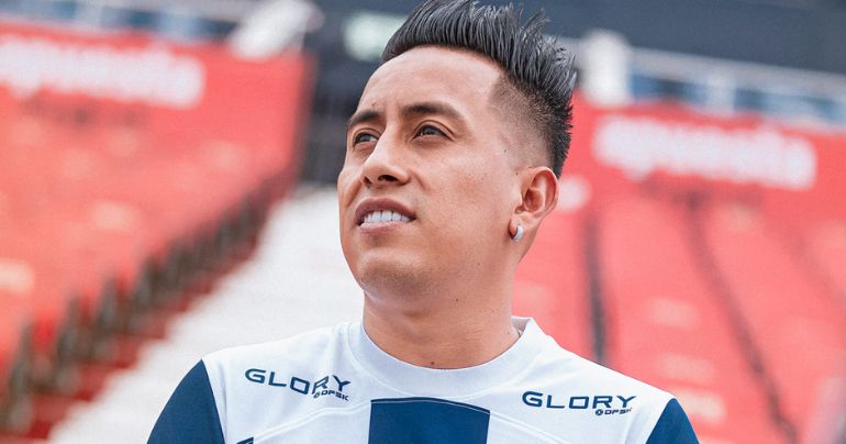 Christian Cueva: "Vengo a romperme por mi amado club, por sus hinchas, por quienes confían en mí"