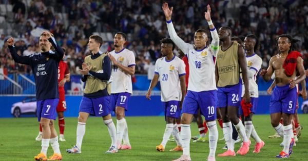 Portada: Francia derrotó 1-0 a Austria por la Eurocopa 2024: un autogol le dio el triunfo a los 'galos'