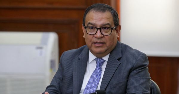 Alberto Otárola declaró por cinco horas ante Fiscalía sobre las violentas protestas