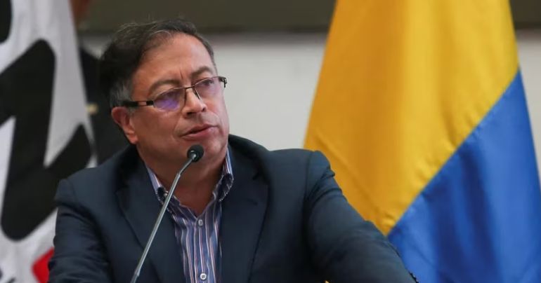 Gustavo Petro compara a la Policía Nacional del Perú con nazis