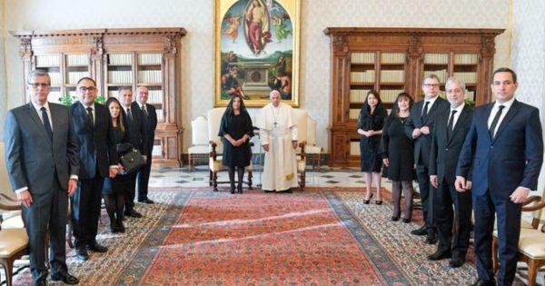 Portada: Presidenta Dina Boluarte se reunió con el papa Francisco en el Vaticano: conoce los temas que tocaron