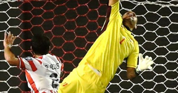 Portada: Gracias a 'San Gallese' y los benditos palos: Perú igualó 0-0 con Paraguay, en el debut de las Eliminatorias Sudamericanas
