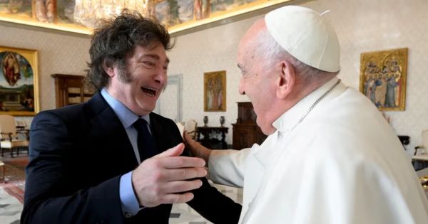 Portada: Javier Milei tras reunirse con el Papa Francisco: "Tuve que reconsiderar algunas posturas"