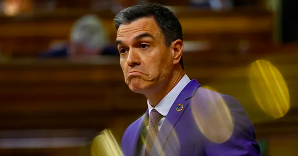 Izquierdista Pedro Sánchez llama a evitar que se elija en España a alguien como Donald Trump o Jair Bolsonaro