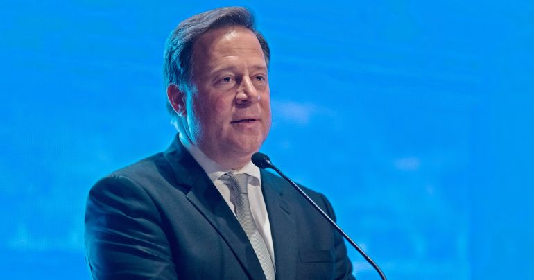 Portada: Estados Unidos prohíbe la entrada al expresidente panameño Juan Carlos Varela por corrupción